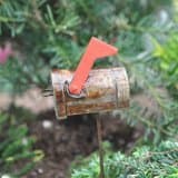 1 X Mini Mailbox Pick by Jeremie