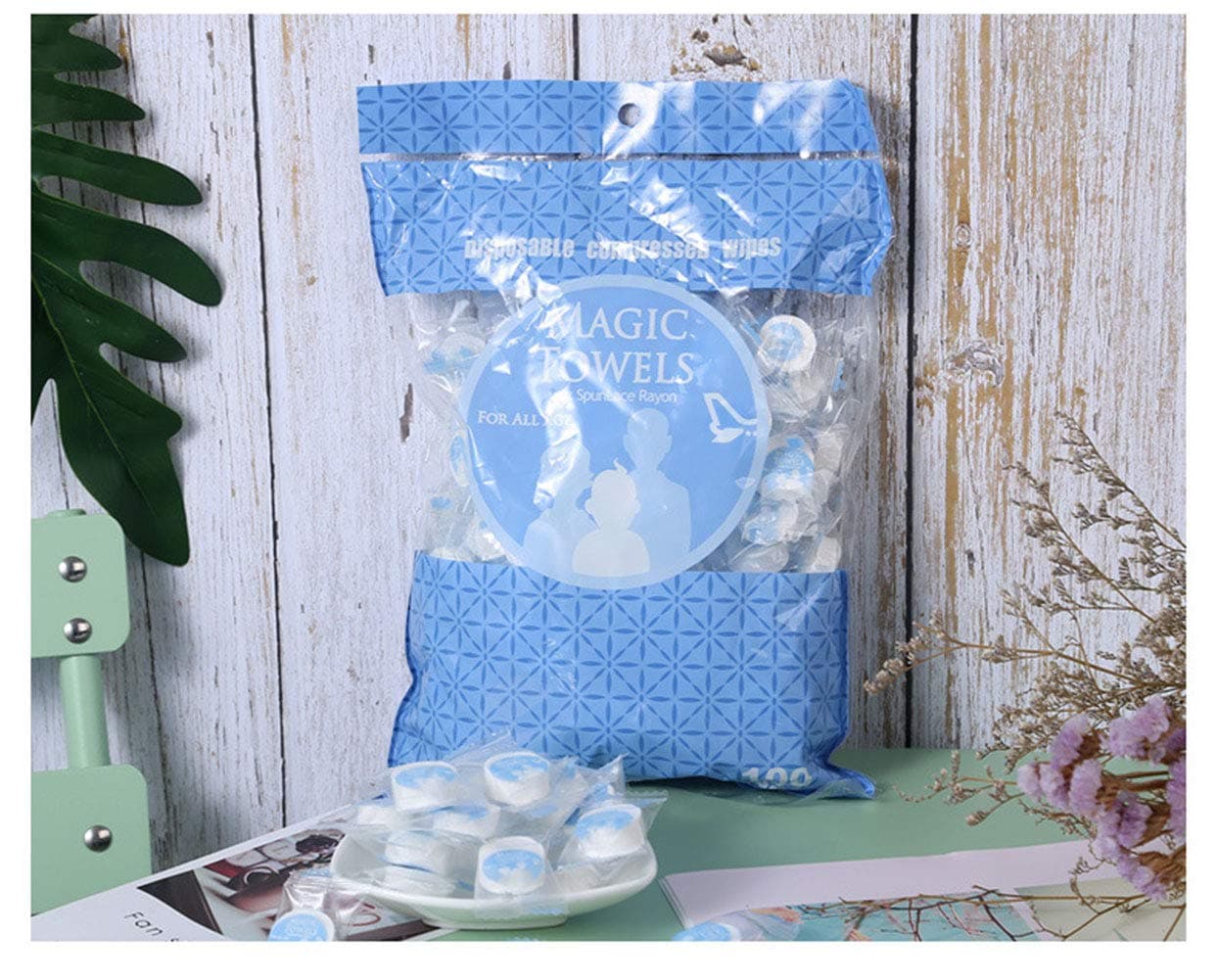 WUWE 100PCS Disposable Portable Compression Face Towel， Compressed Magic Towel, Napkin Tissue, Camping Wipes, Coin Tissue