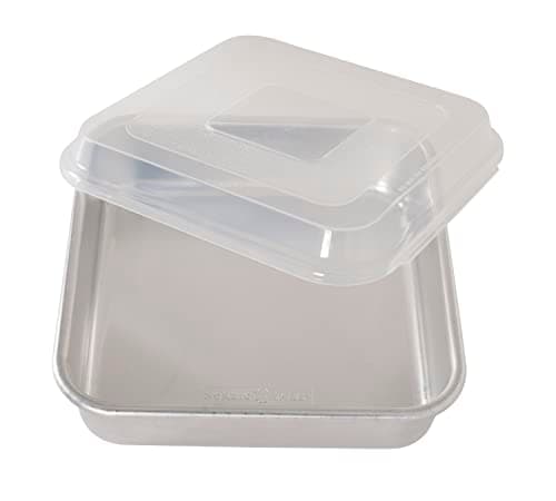 Nordic Ware Square Cake Pan with Lid, 25cm, White