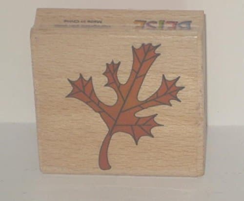 Sarah Beise Rubber Stamp with Wood Base - Maple Leaf 2"