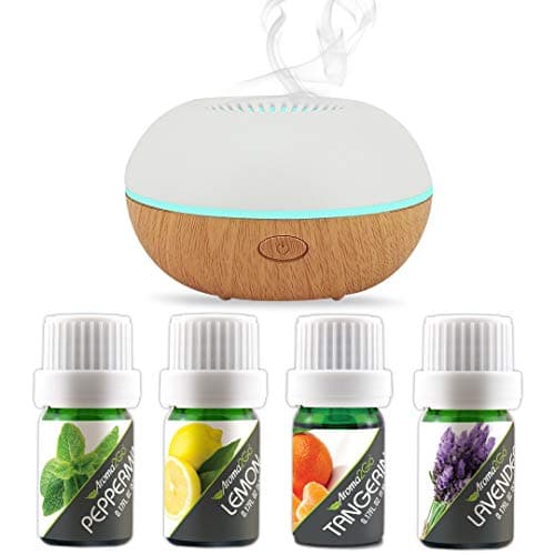 Simply Diffusers Aromatherapy Bundle Gift Set. USB Travel Essential Oil Fan Diffuser, Reusable Pads, Battery Powered or USB and 4 x 100% Pure Essential Oils. Lavender, Tangerine, Lemon, Peppermint.