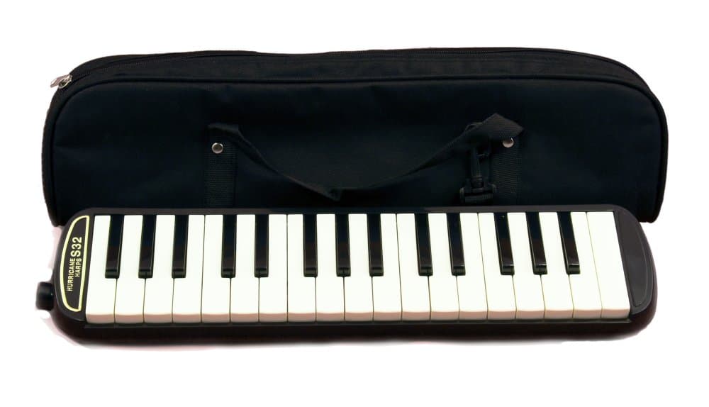 S32 Student Melodica with Two Mouthpieces and Canvas Case