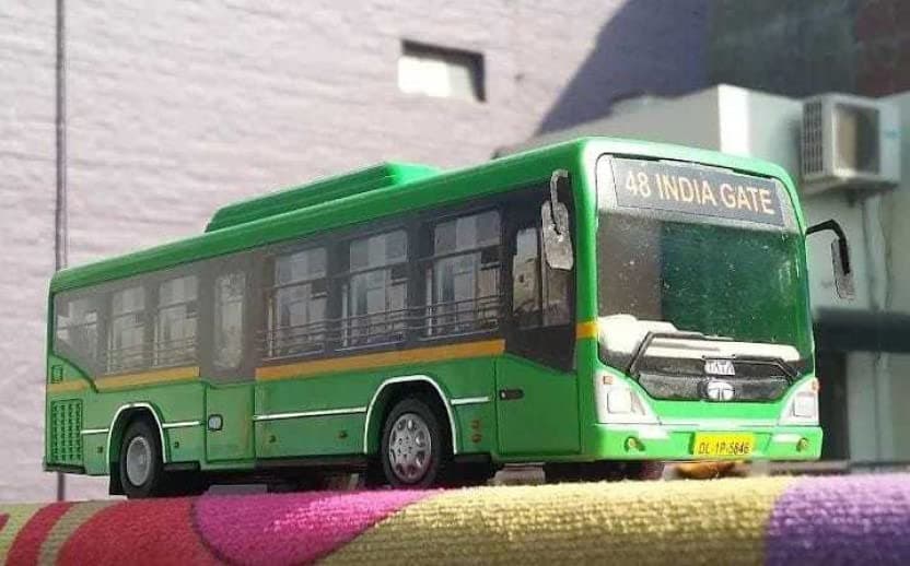 USCATALOG Collection Low Floor Bus Green 1