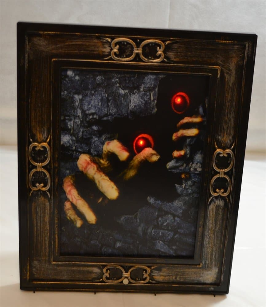 Haunted Sound & Motion Activated Portrait