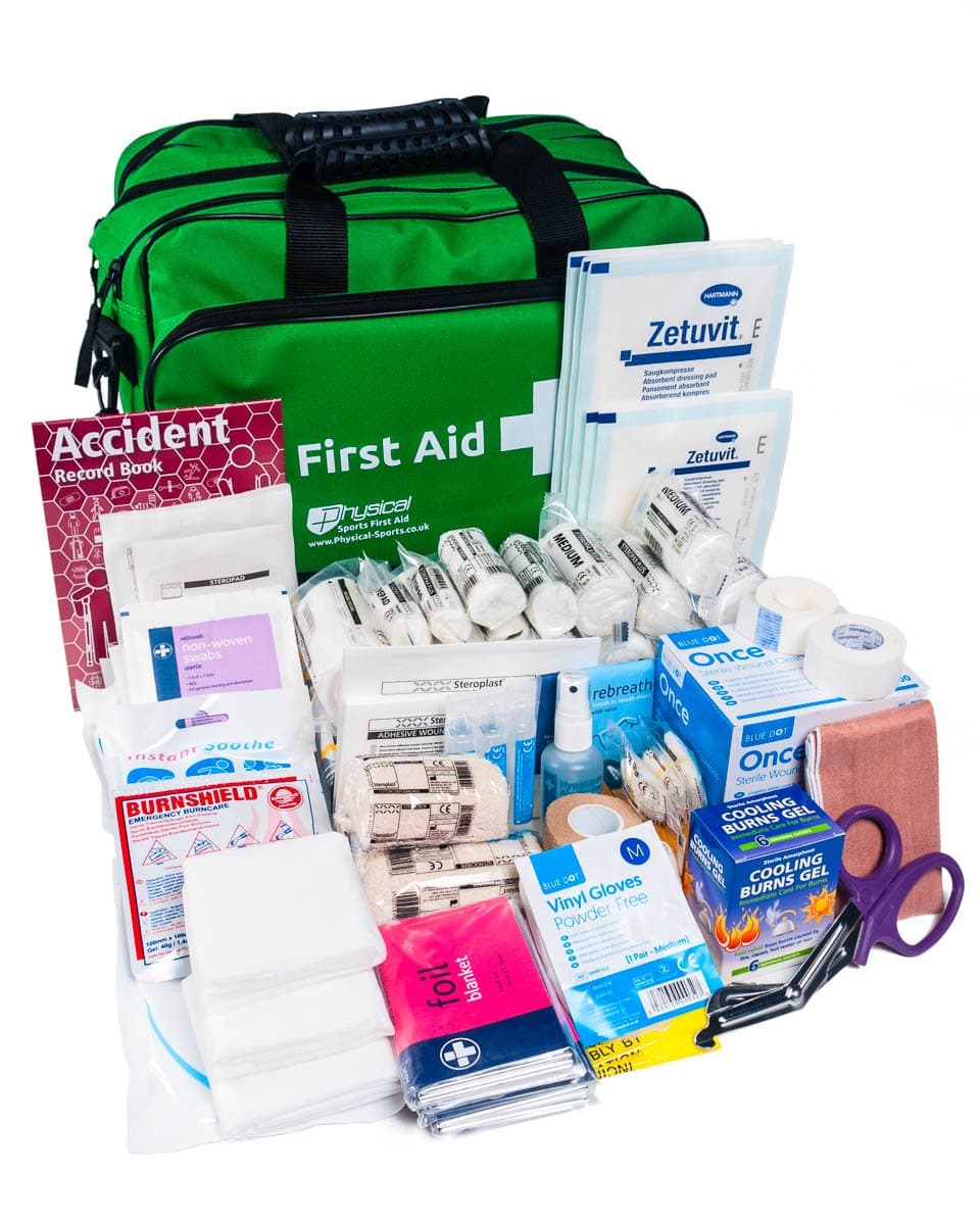 Big First Aid Kit in Green Holdall