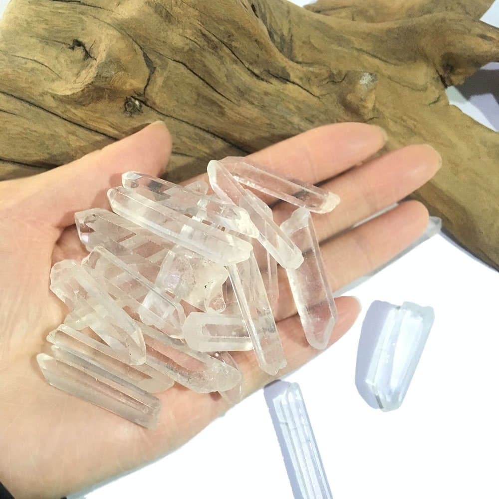 3.5oz Clear Quartz Crystal Points Shards Lot Average 20-30Pcs