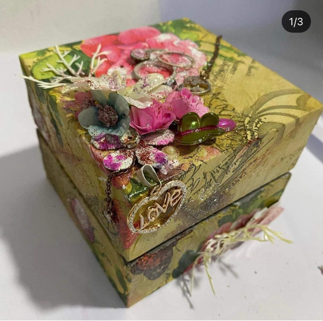 genericHandmade jewelry box