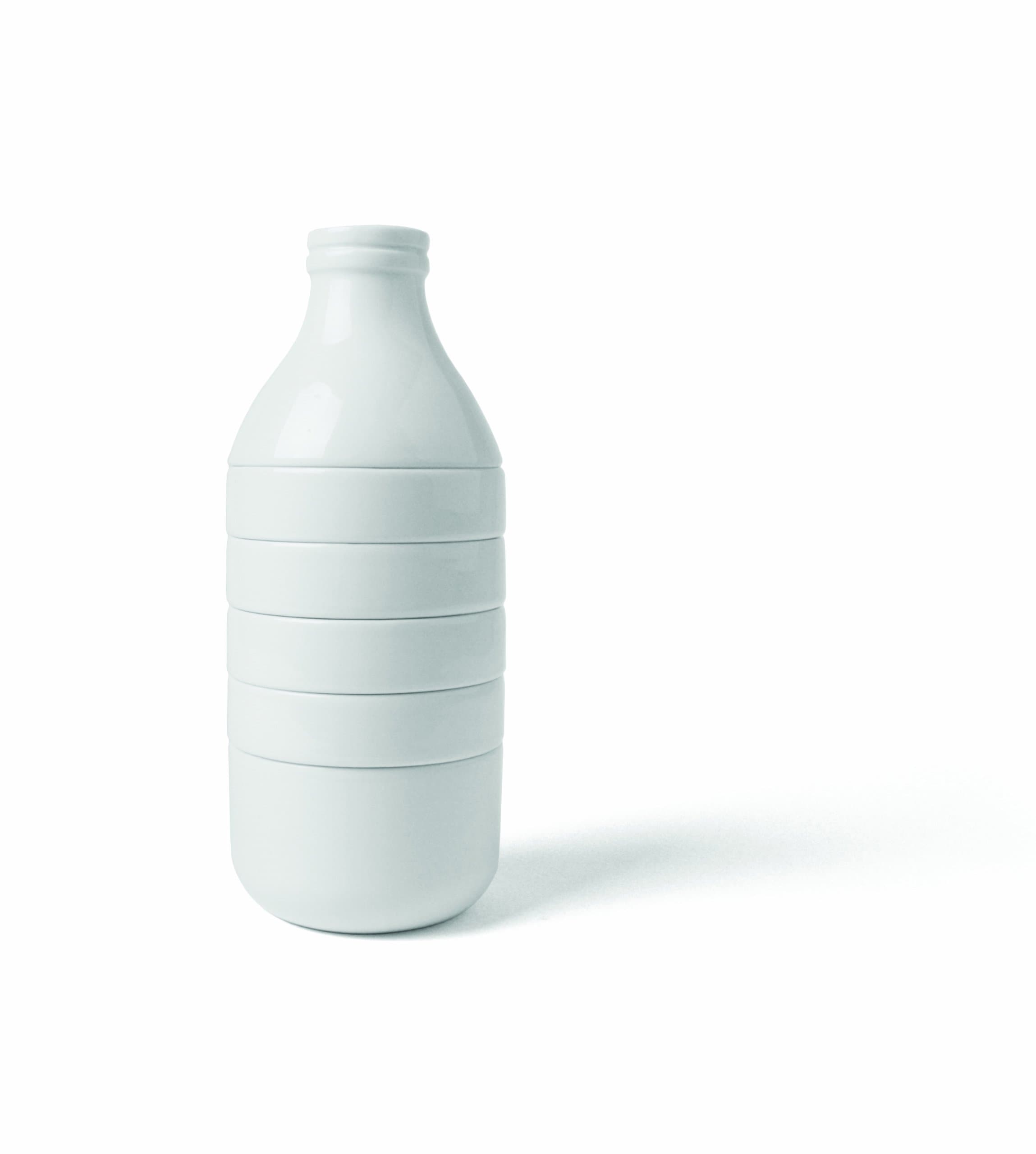 The Sarut Group Doiy with Milk, White