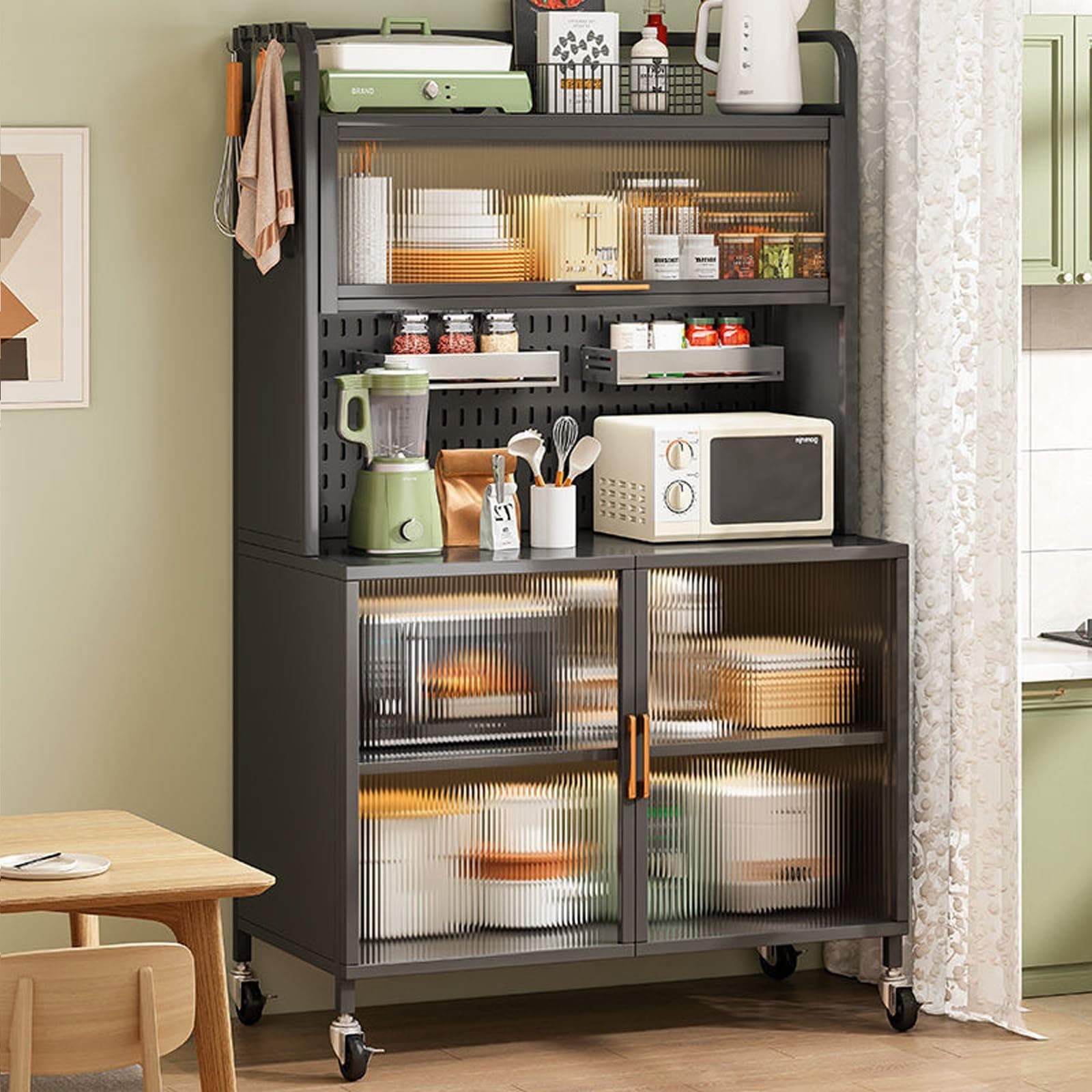 5 Tier Kitchen Baker's Rack with Cabinet Storage and Pegboard Accessories Metal Microwave Stand for Garage Pantry Home Kitchen Organization Ideal for Spices Pots and Pans Svart Color Large S