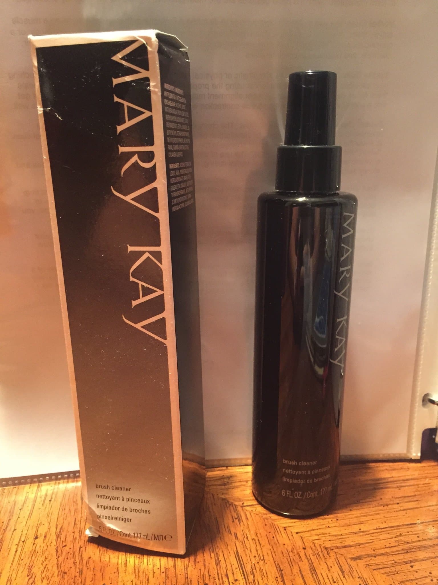 Mary KayBrush Cleaner