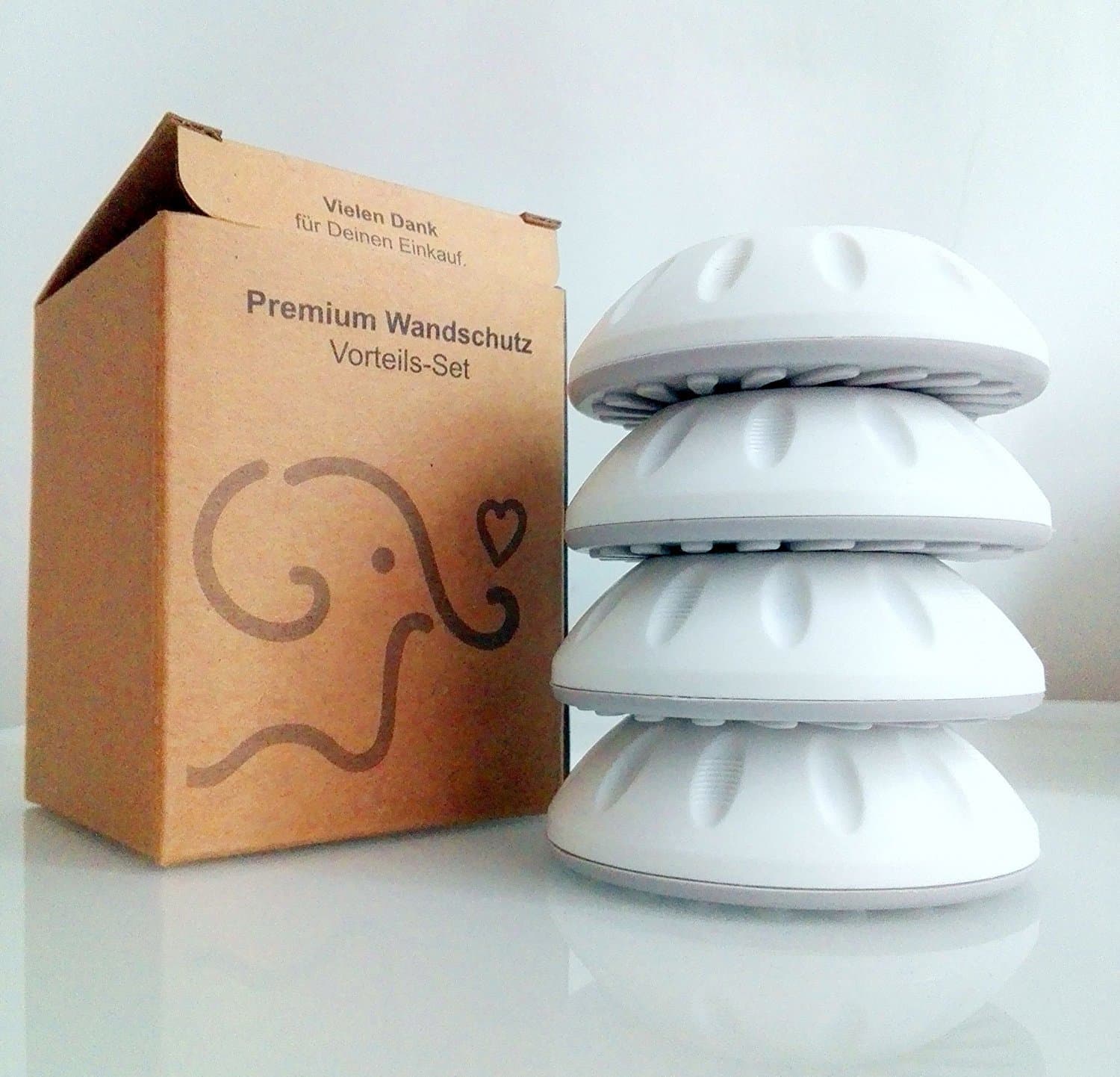 Kleiner Elefant wall protector for staircase safety gate. No tools, no drilling. For clamping feet with a diameter of up to 4 cm.