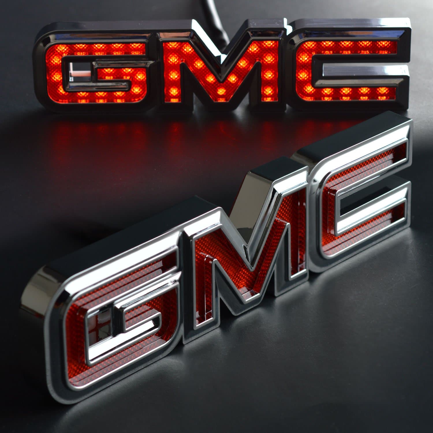 GMC Liftgate emblem Logo-GMC Licensed LED Tailgate Light – Chrome finish, 2000-2013 GMC Sierra 1500 Tailgate Emblem, 2007-2014 Yukon Tailgate Emblem