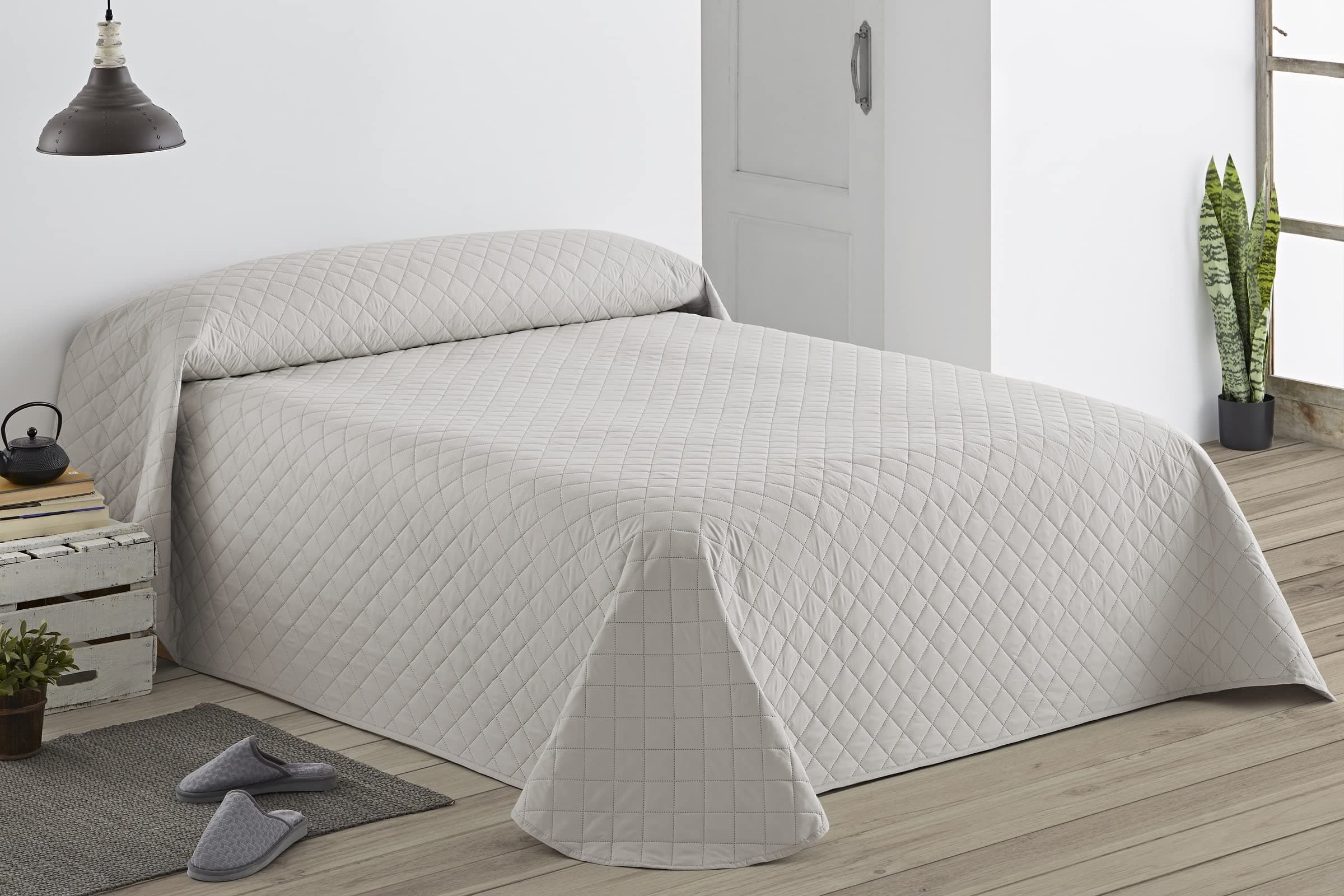 Easycosy - Bedspread Throw, Quilted Comforter sofa bed Cover. Single reversible ultrasonic microfiber 190x270 cm. Ivory/Beige