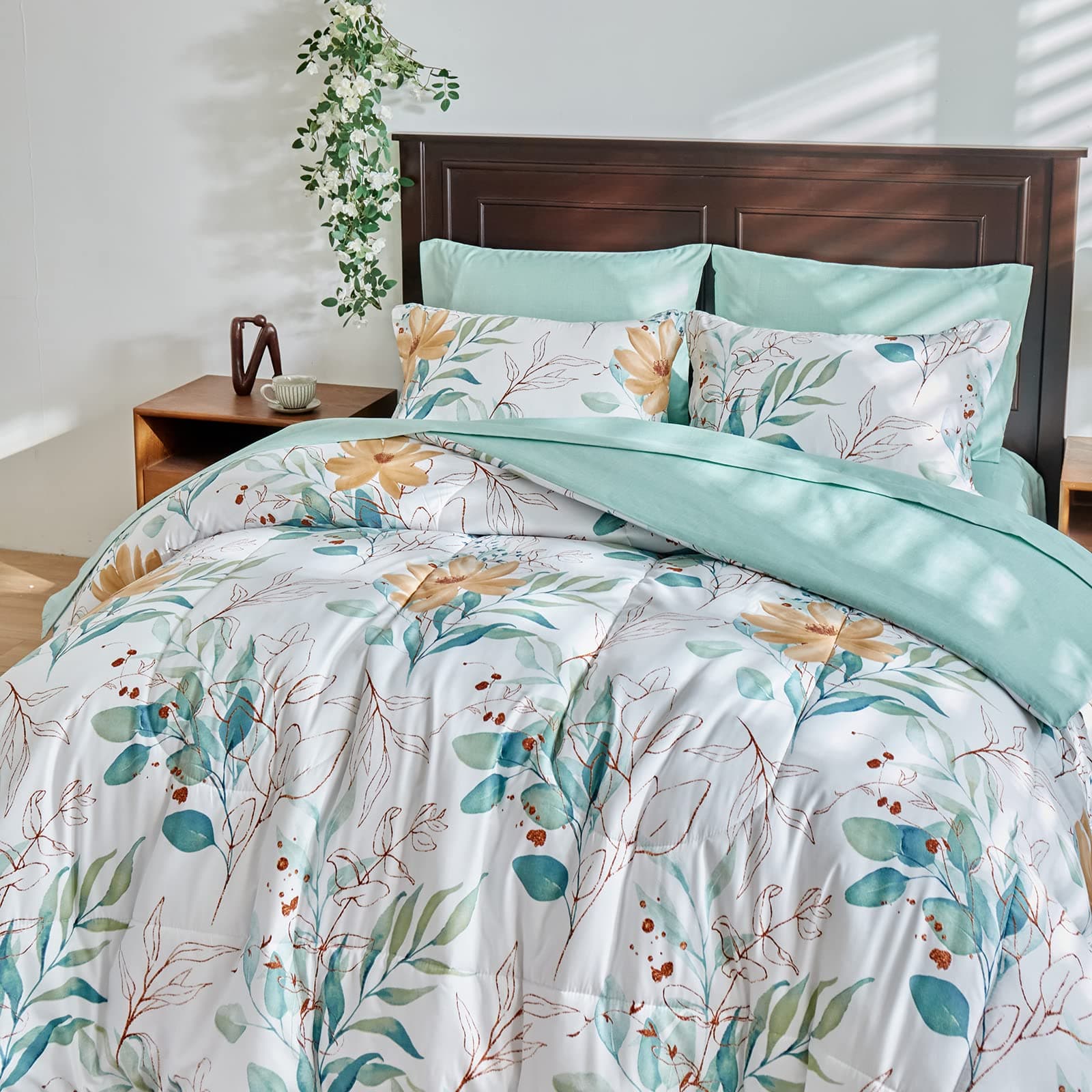 Uozzi BeddingBed in a Bag All Season Soft Microfiber Reversible Bed Comforter Set (1 Comforter 2 Pillow Shams 1 Flat Sheet 1 Fitted Sheet 2 Pillowcases) (Green Flower on White, Twin-6 Pieces)