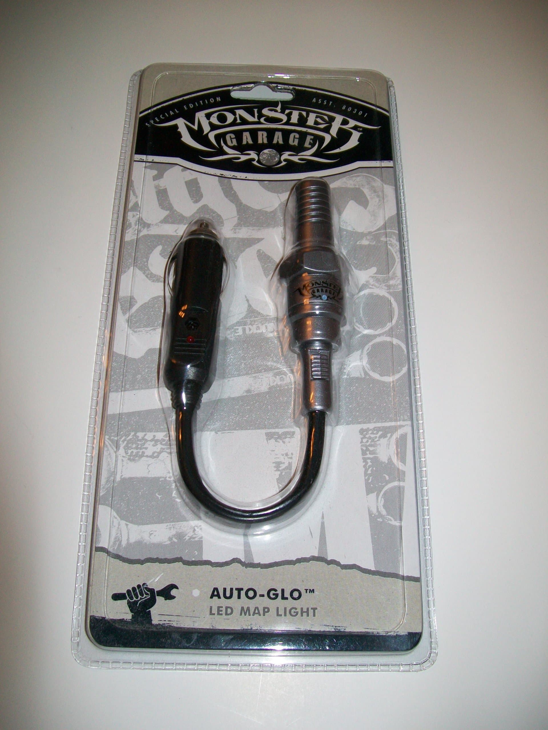 MONSTER GARAGE AUTO GLO LED MAP LIGHT - NEW SEALED - SPARK PLUG
