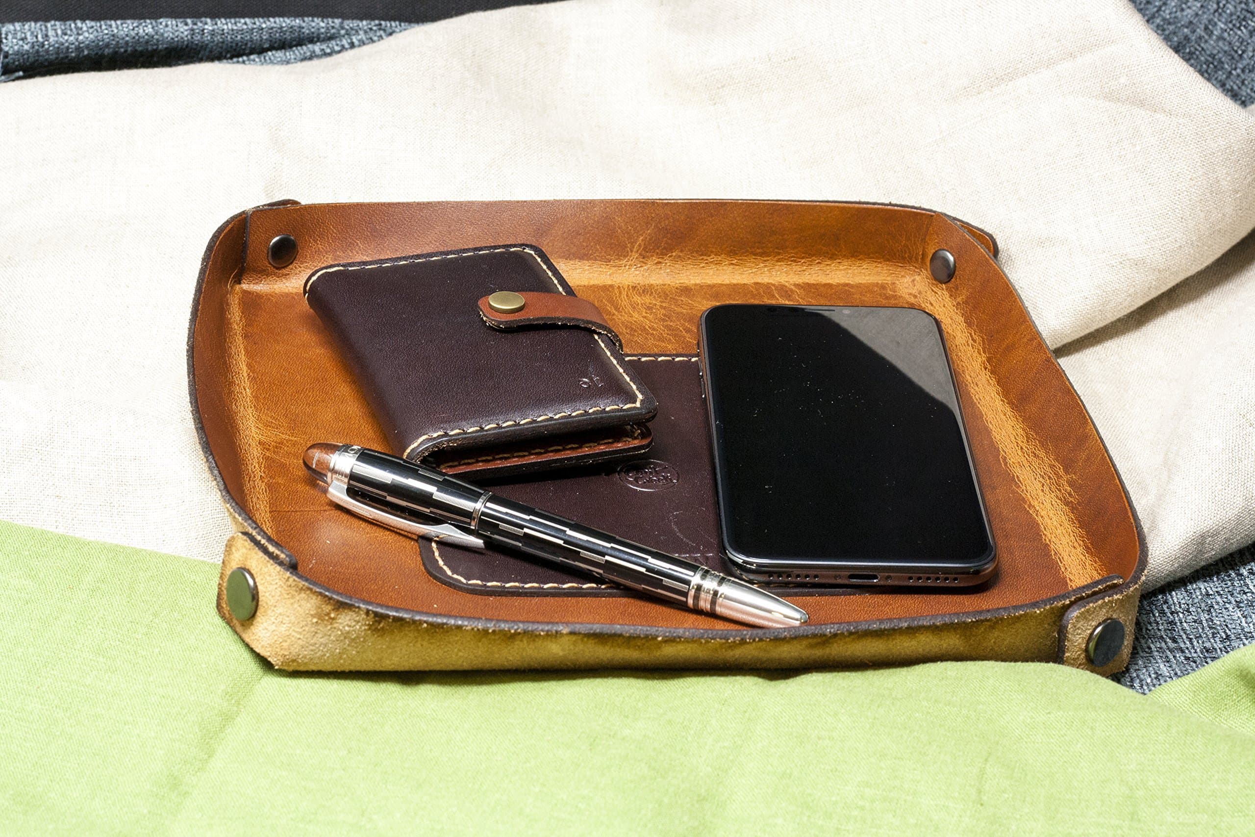 Leather Valet Tray - Full Grain Horween Leather/Desk Organizer/Design Tray/Horween Bi-color