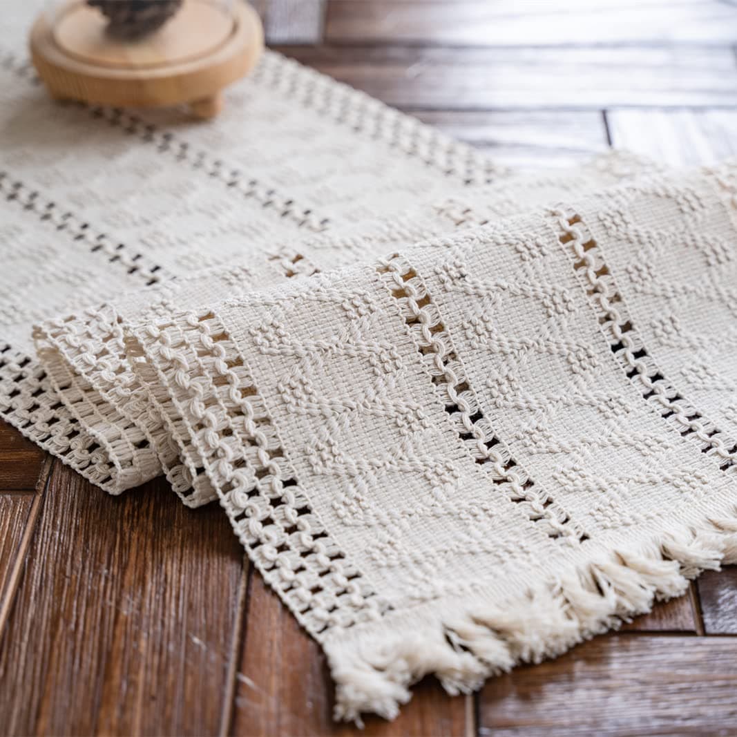Weldomcor Macrame Table Runner Cream Beige Boho Table Runner with Tassels Hand Woven Cotton Table Cover Rustic Farmhouse Table Decoration for Bohemian Kitchen Dining Table 30 x 180 cm