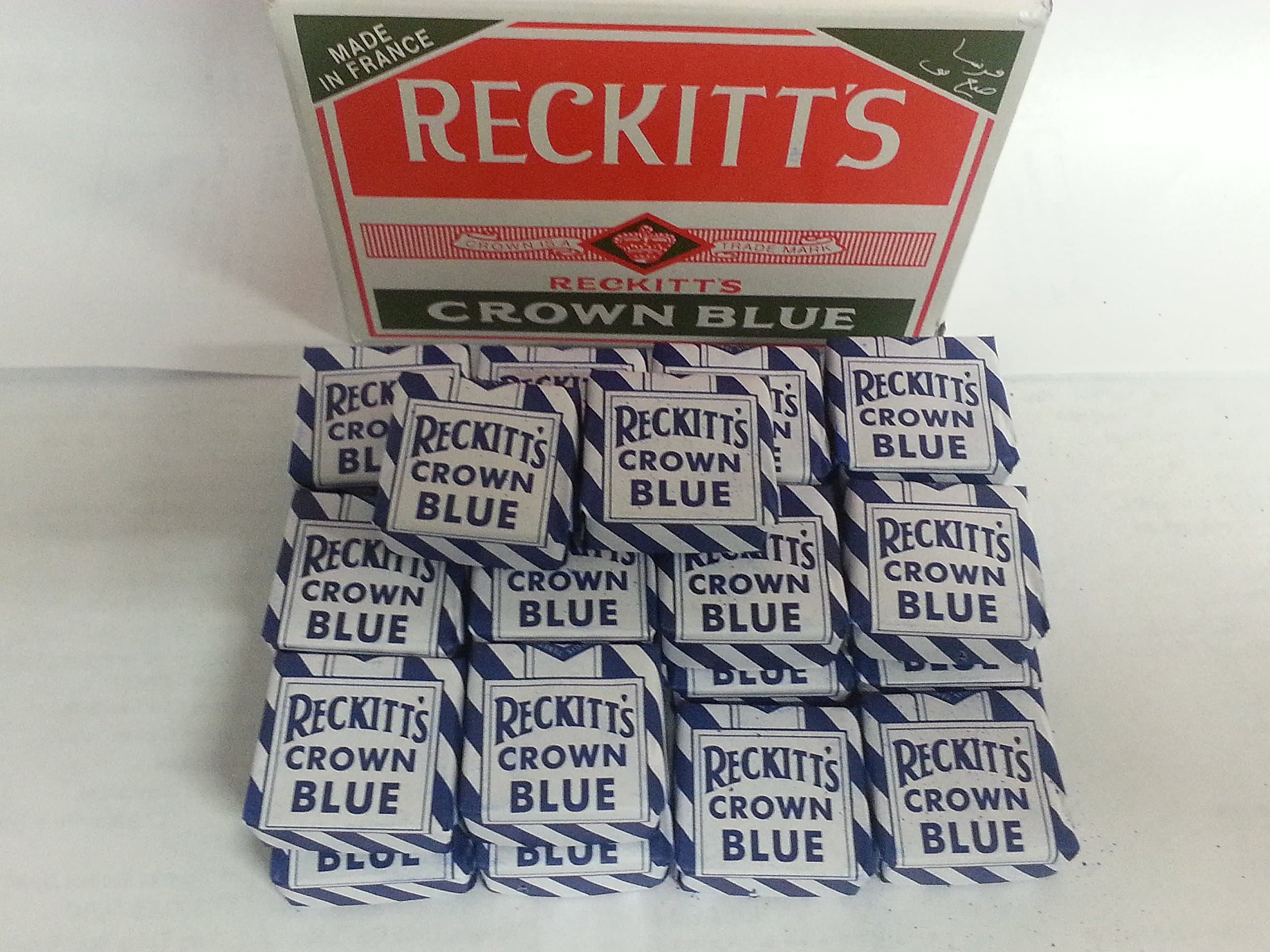 Reckitts Crown Blue Squares ~ 4 Piece Pack